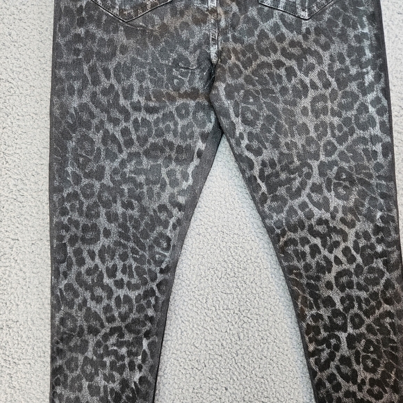Own Womens Black & Metallic Silver Denim Jeans Sz 28x30 Ultra High Rise Leopard - Picture 10 of 12